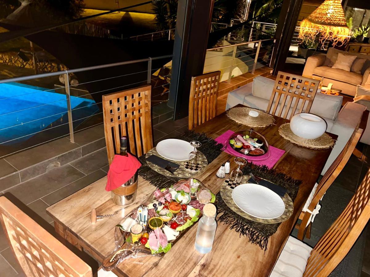 Les Lofts De Bouzigues Bed & Breakfast Exterior photo