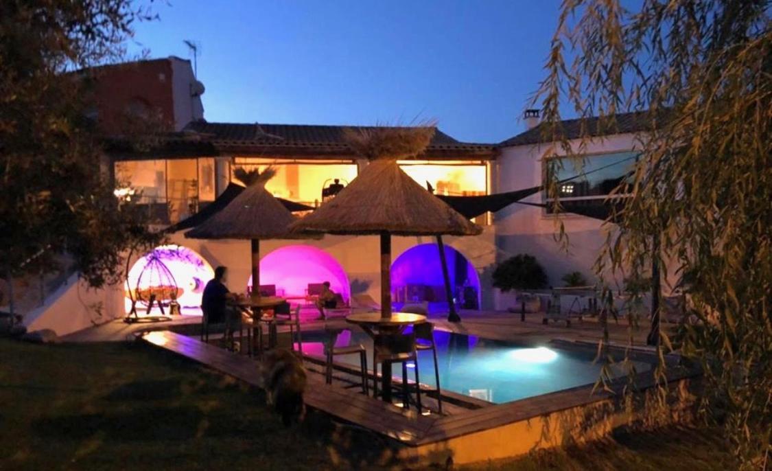Les Lofts De Bouzigues Bed & Breakfast Exterior photo